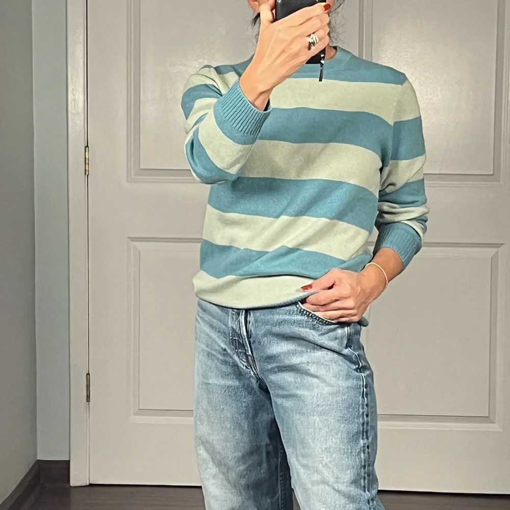 J.Crew 100% cashmere crew neck sweater